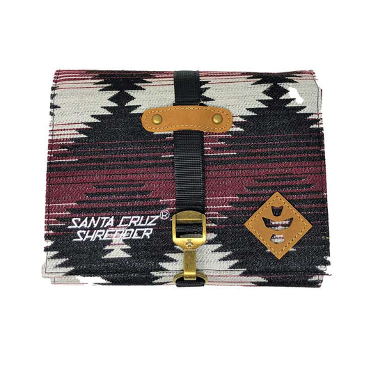 Kit di rollaggio Santa Cruz Revelry con vassoio di canapa e grinder da 2 pezzi