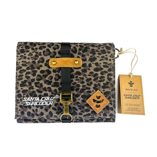 Kit di rollaggio Santa Cruz Revelry con vassoio di canapa e grinder da 2 pezzi